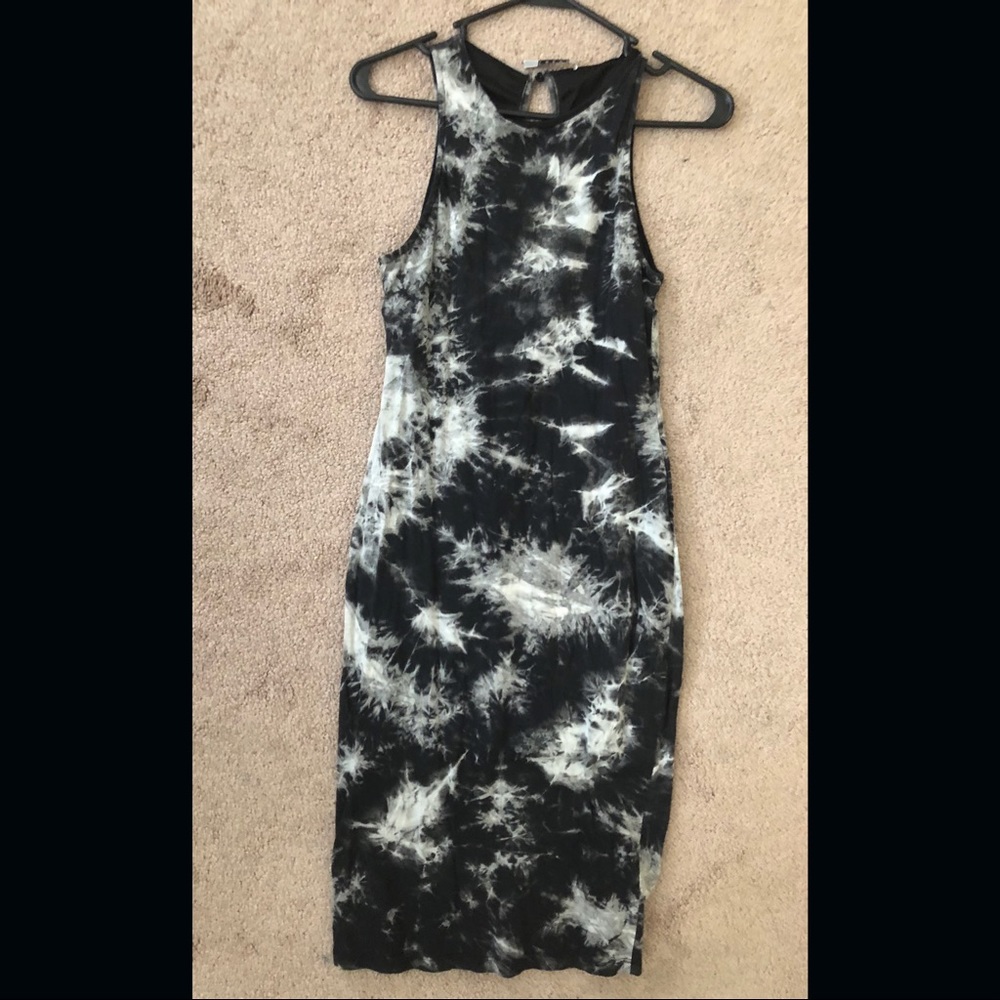 Neutral colors form fitted dress